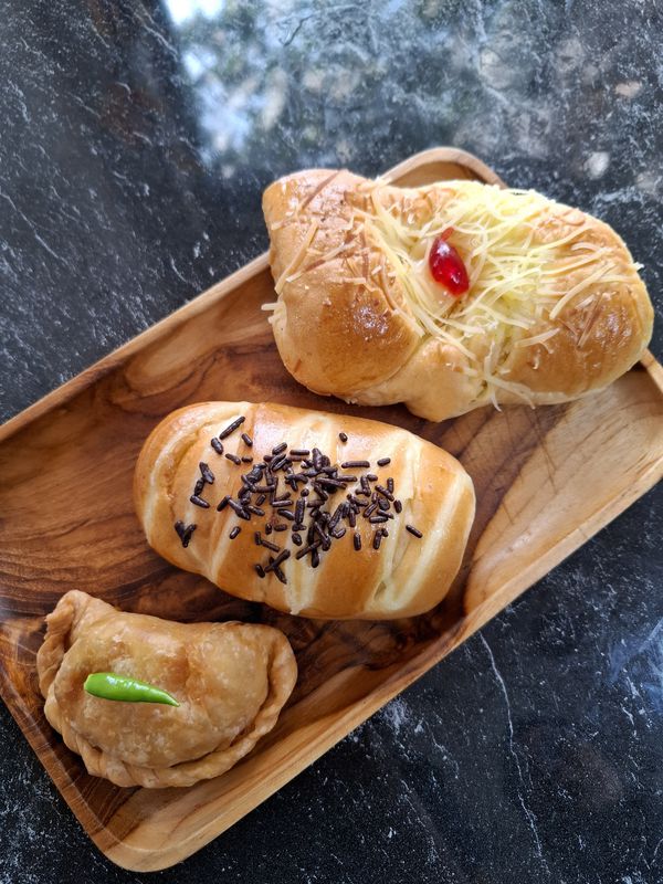 Paket Snack Box G - Roti Medium
