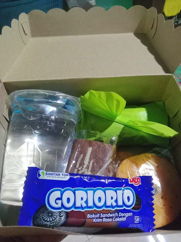 SNACK BOX 4