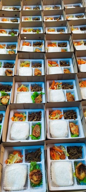NASI BOX 9