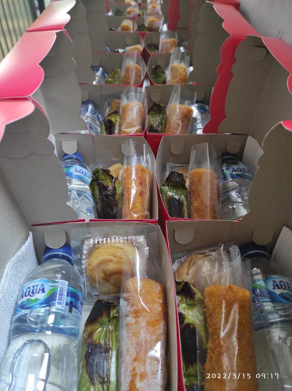 snack kotak