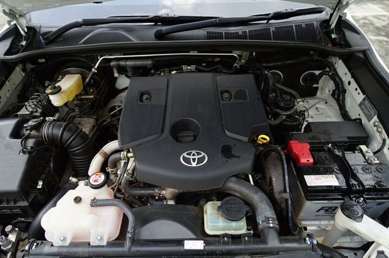 Service Radiator Toyota Fortuner