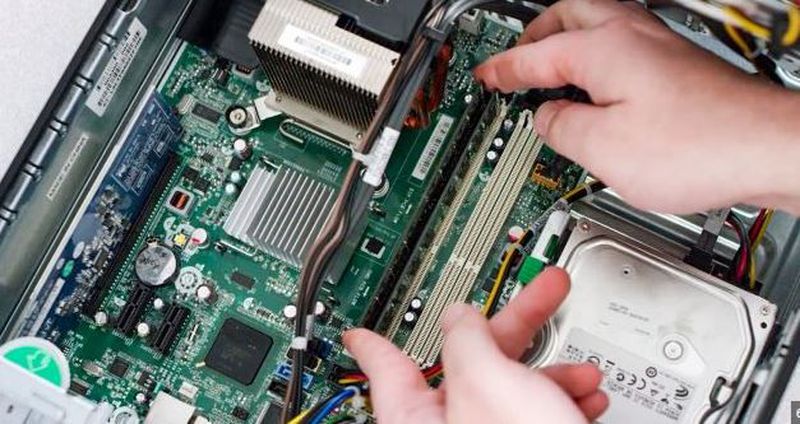Service Komputer/Laptop pada memory 4 GB