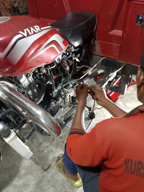 jasa servis motor dinas roda 3 (arifuddin)