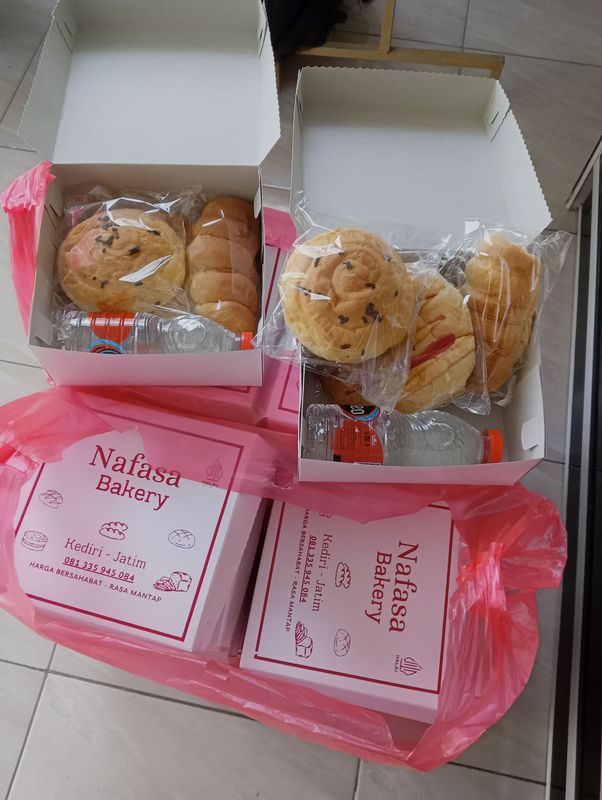 SNACKBOX BAKERY / ROTI ISI 3