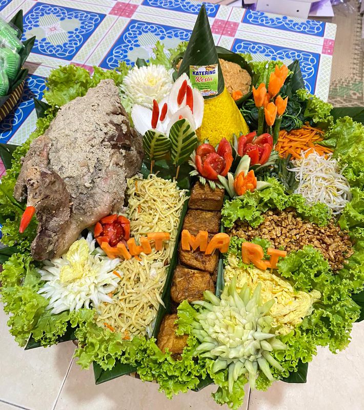 Tumpeng
