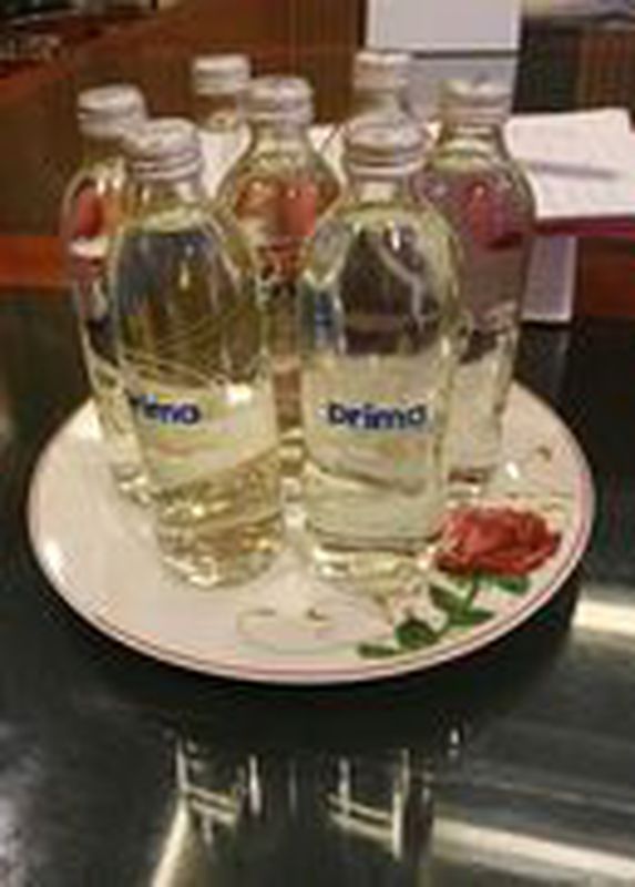Air Mineral Botol Kaca