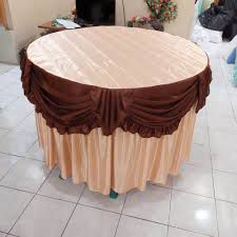 Meja Bulat Rampel