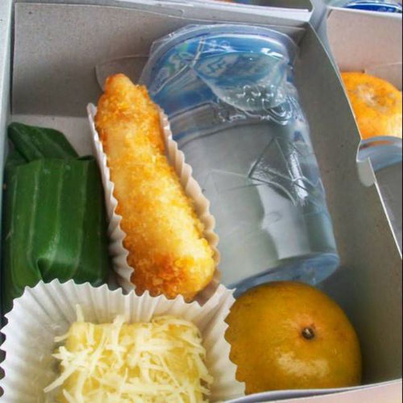 Nasi Box + Snack