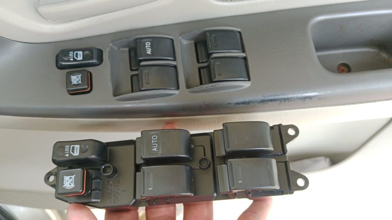 Master Switch Power Window Innova