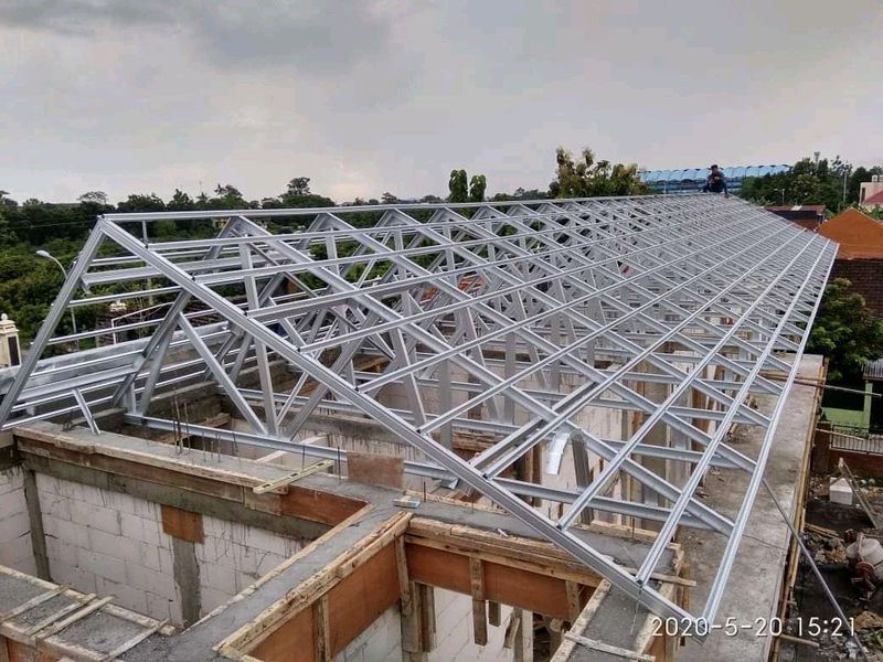 Pekerjaan Reng Atap Galvalume Kencana