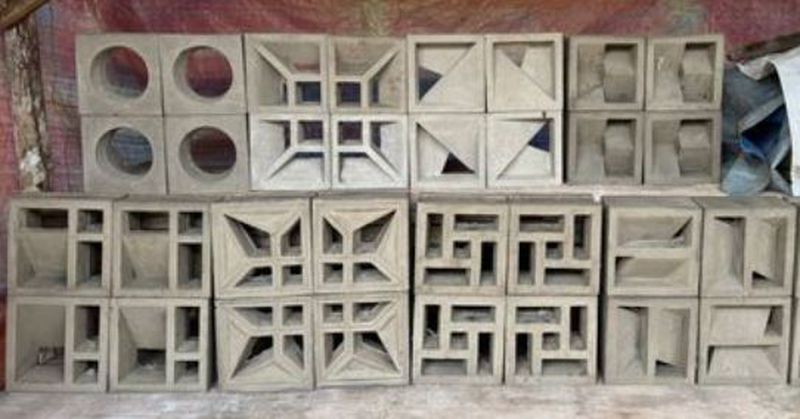 Roster BetonSpesifikasi : 20 x 20 cm