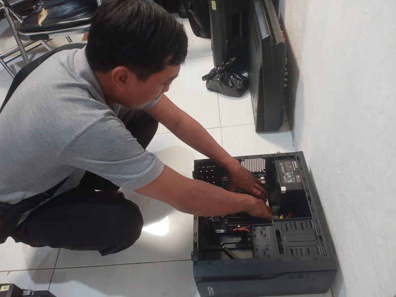 SERVICE CPU
