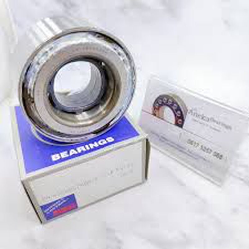 Bearing Roda Depan Kiri Innova 2013