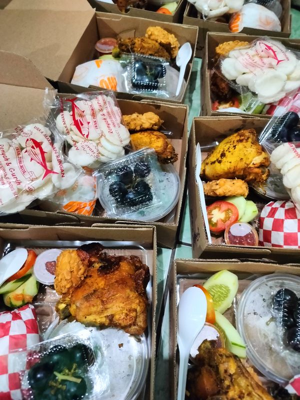 makanan rapat