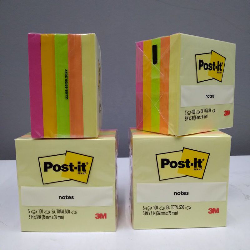 Sticky Notes Ukuran: 3 x 3 inch