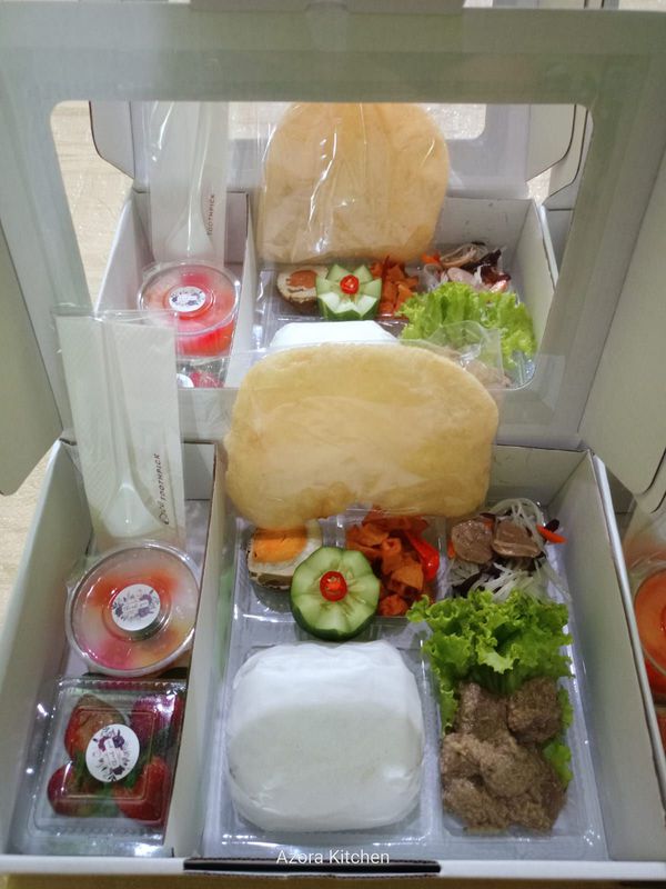 NASI BOX PAKET 4