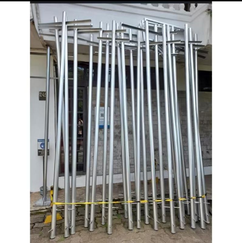 Tiang Rambu Lalu Lintas
